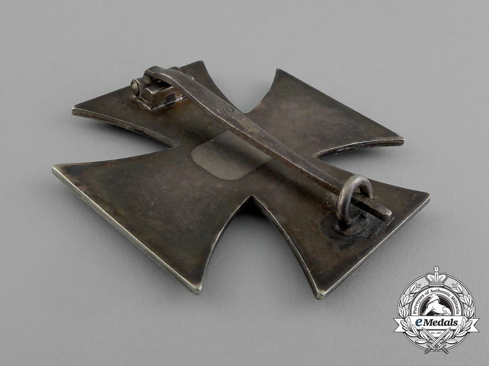 an_iron_cross1939_first_class_by_klein&_quenzer_in_its_original_case_of_issue_e_0955