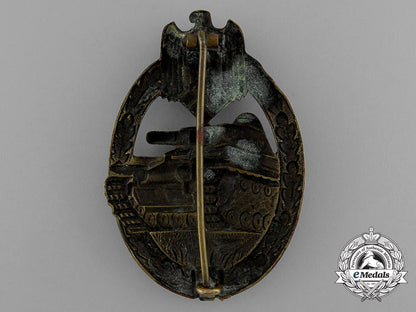 an_early_bronze_grade_tank_badge_in_tombac_e_0976