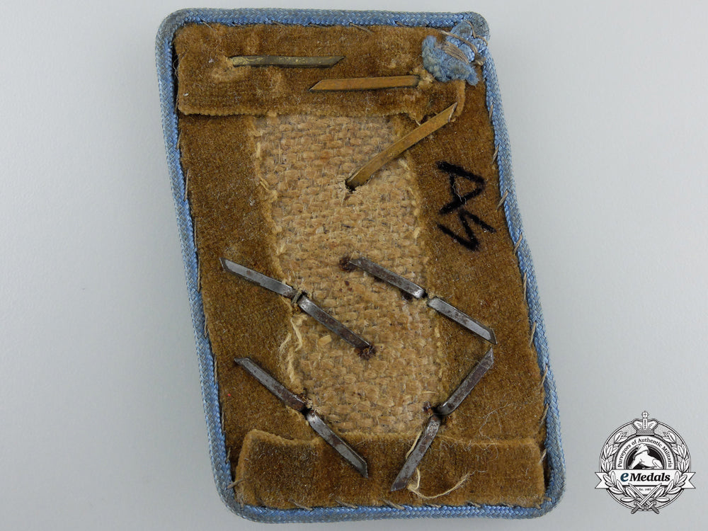 an_nsdap_local(_orts)_level_gemeinschaftsleiter(_community_leader)_collar_tab_e_097_1