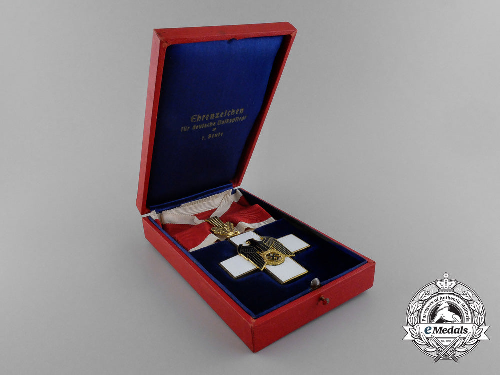 a_first_class_german_social_welfare_decoration._in_its_original_case_of_issue_by_godet&_co_e_1028