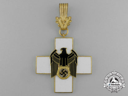 a_first_class_german_social_welfare_decoration._in_its_original_case_of_issue_by_godet&_co_e_1030
