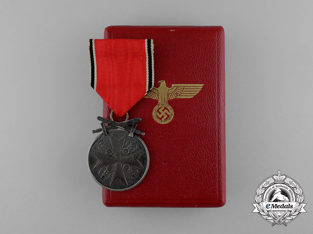 germany._an_eagle_order_silver_medal_with_swords,_by_the_official_viennese_state_mint_e_1047