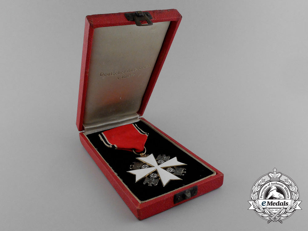 a5_th_class_german_eagle_order;_officer_by_godet_with_case_e_1121_1