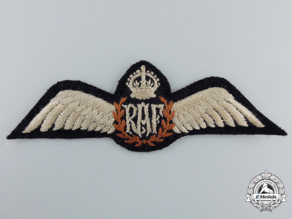 A Second War Royal Air Force Raf Pilot Wings EMedals a-second-war-royal-air-force-raf-pilot-wings-emedals