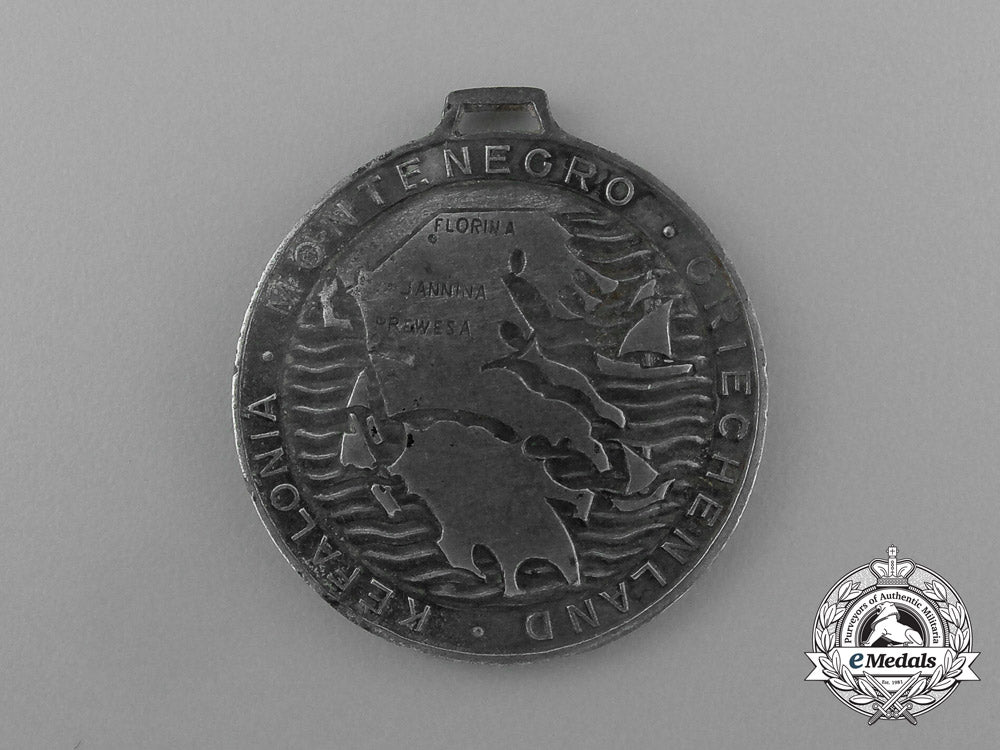 a_scarce1943_german_wartime_christmas_medal_for_front_soldiers_in_greece_e_1194