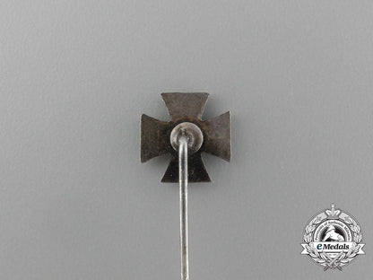 a_miniature_iron_cross1939_second_class_first_class_by_otto_schickle_e_1227