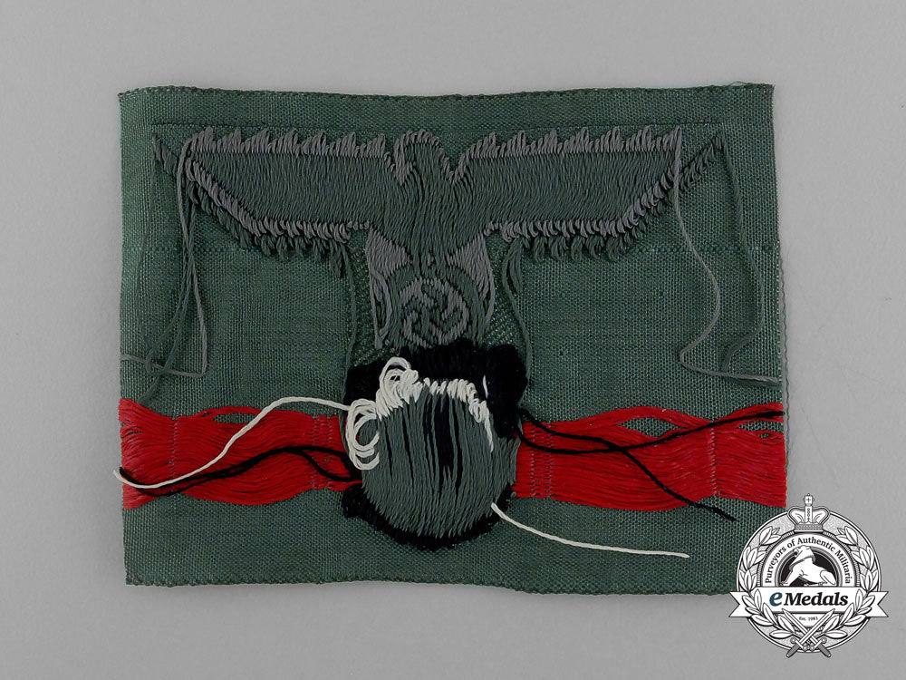 a_mint_wehrmacht_heer(_army)_field_cap_insignia_e_1236