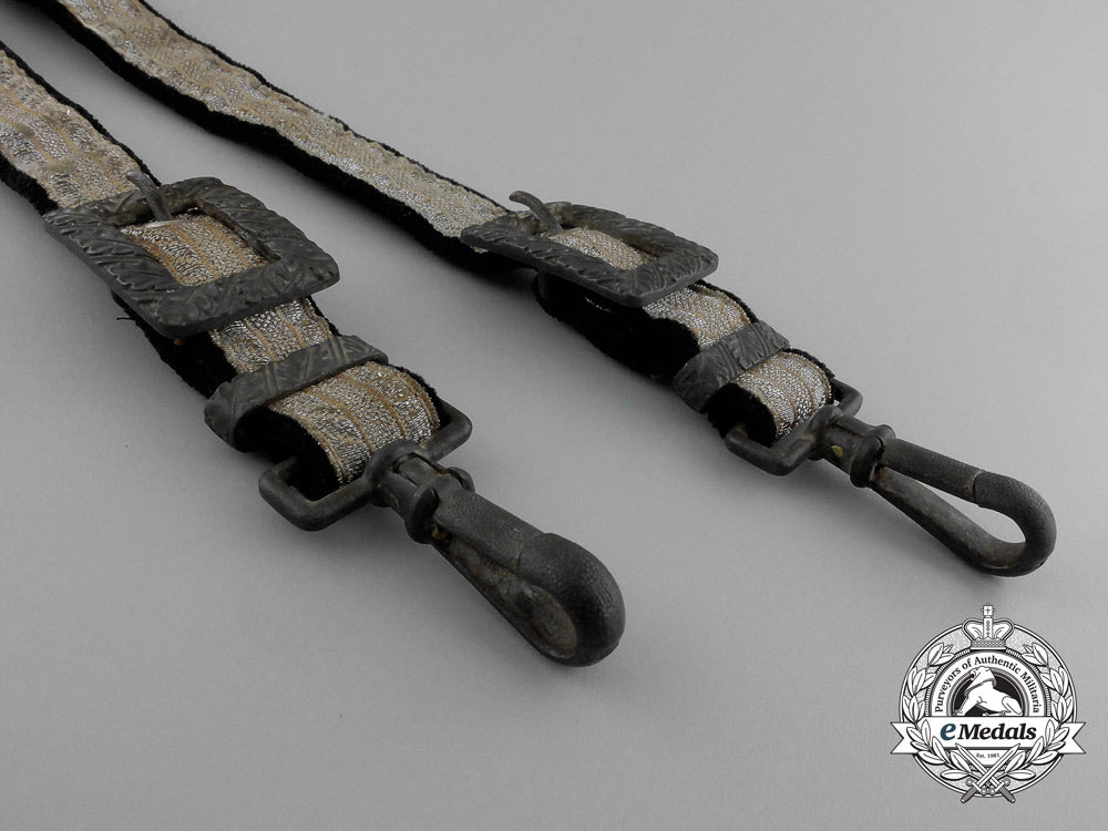 a_scarce_set_of_a_government_official’s_dagger_hangers_e_1344