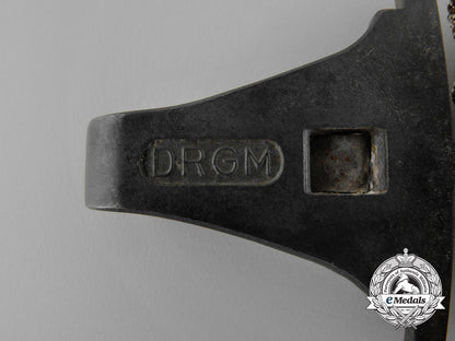 a_scarce_set_of_a_government_official’s_dagger_hangers_e_1345