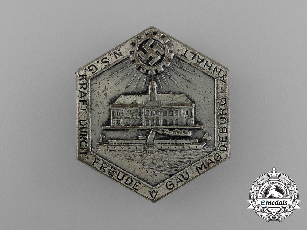 a_third_reich_period_kdf_vacation_in_the_magdeburg-_anhalt_region_badge_e_1545