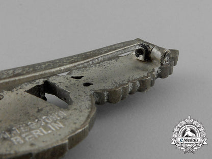 a_cased_luftwaffe_reconnaissance_squadron_clasp;_silver_grade_by_jmme&_sohn_e_1611