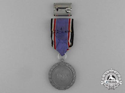 a_scarce_air_raid_defence“_luftschutz”_medal;_second_class(_light_version)_in_its_original_box_of_issue_e_1633