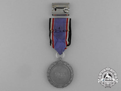 a_scarce_air_raid_defence“_luftschutz”_medal;_second_class(_light_version)_in_its_original_box_of_issue_e_1633