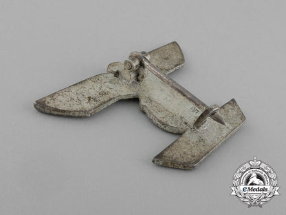 a_mint_cased_clasp_to_the_iron_cross1939_first_class;_type_ii_by_wilhelm_deumer_of_lüdenscheid_e_1648