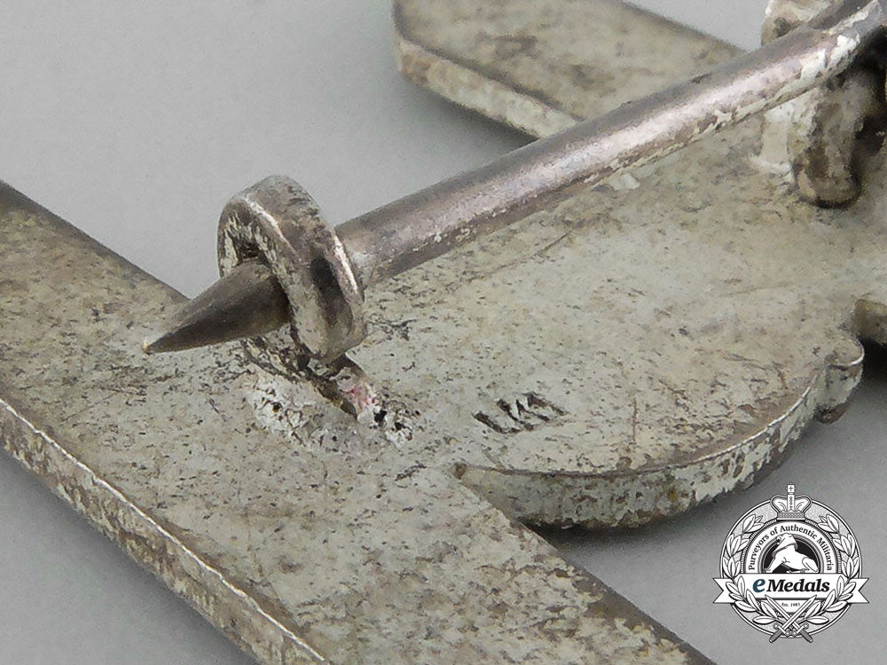 a_mint_cased_clasp_to_the_iron_cross1939_first_class;_type_ii_by_wilhelm_deumer_of_lüdenscheid_e_1649