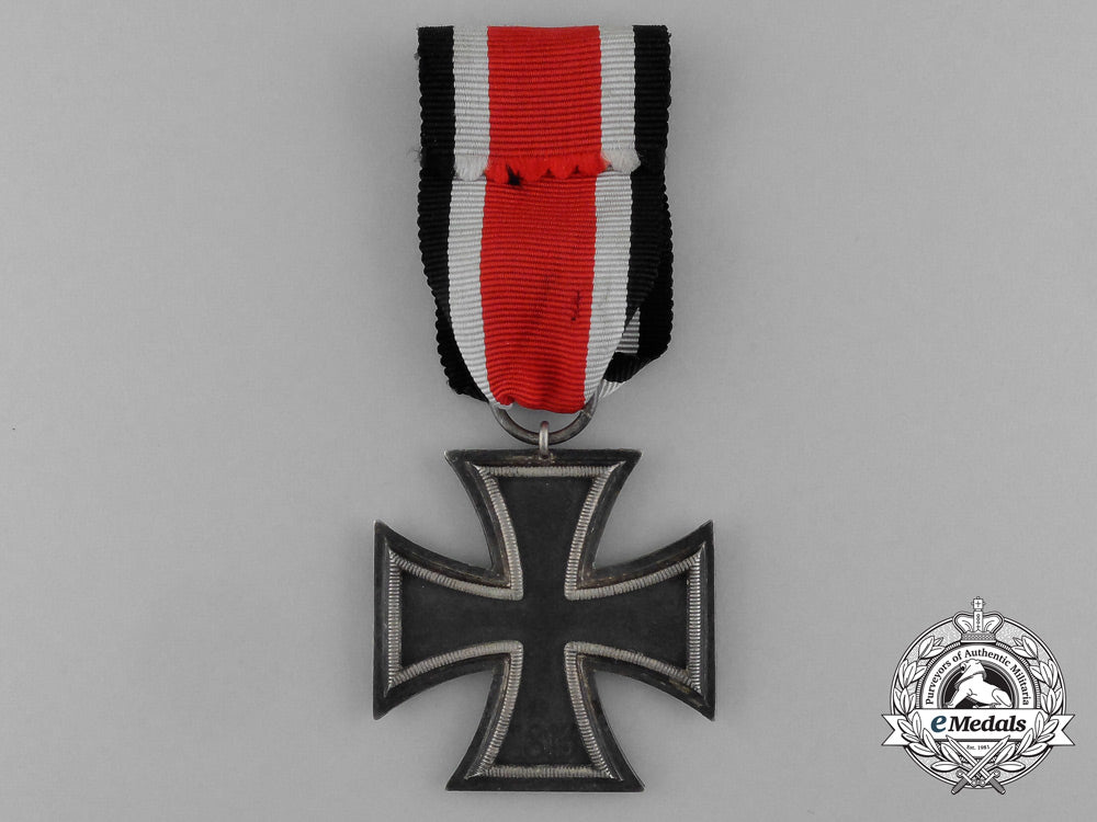 an_iron_cross1939_second_class_by_klein&_quenzer_a.g._in_its_original_packet_of_issue_e_1698