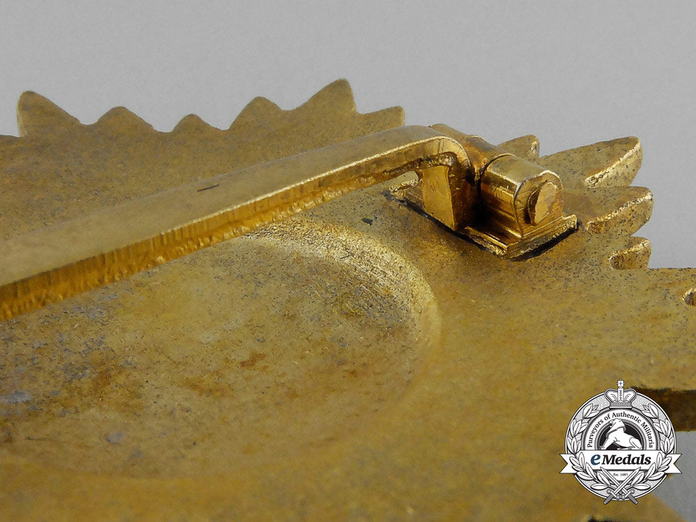 a_gold_grade_eastern_people_bravery_decoration;1_st_class;_in_its_original_case_of_issue_e_1711