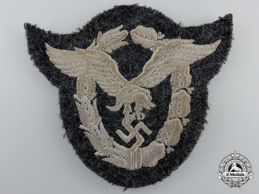 a_luftwaffe_pilot's_badge_in_cloth_e_172