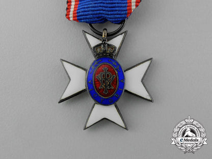 united_kingdom._a_miniature_royal_victorian_order_e_1792