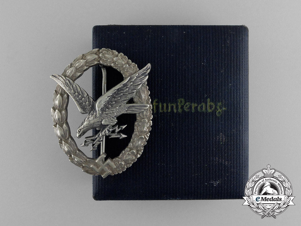 an_early_quality_cased_luftwaffe_radio_operator&_air_gunner_badge_by_c._e._juncker_e_1850