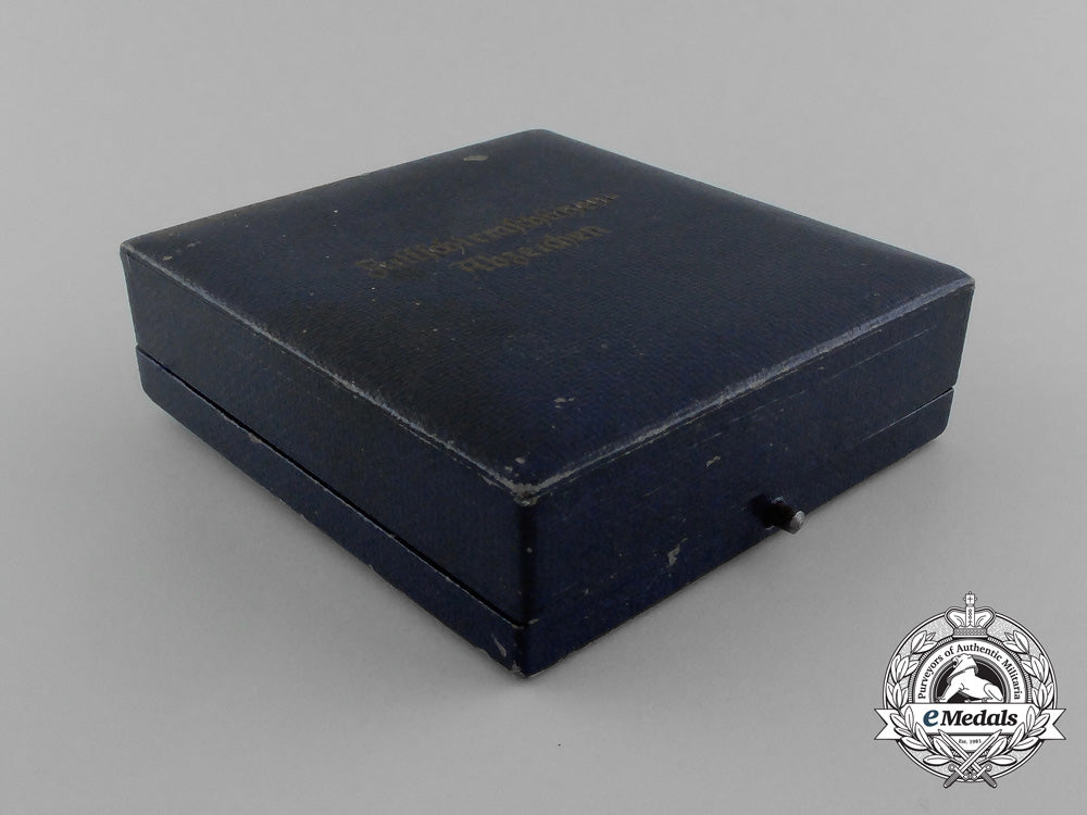 an_early_quality_cased_luftwaffe_paratrooper/_fallschirjäger_badge_by_c._e._juncker_e_1867