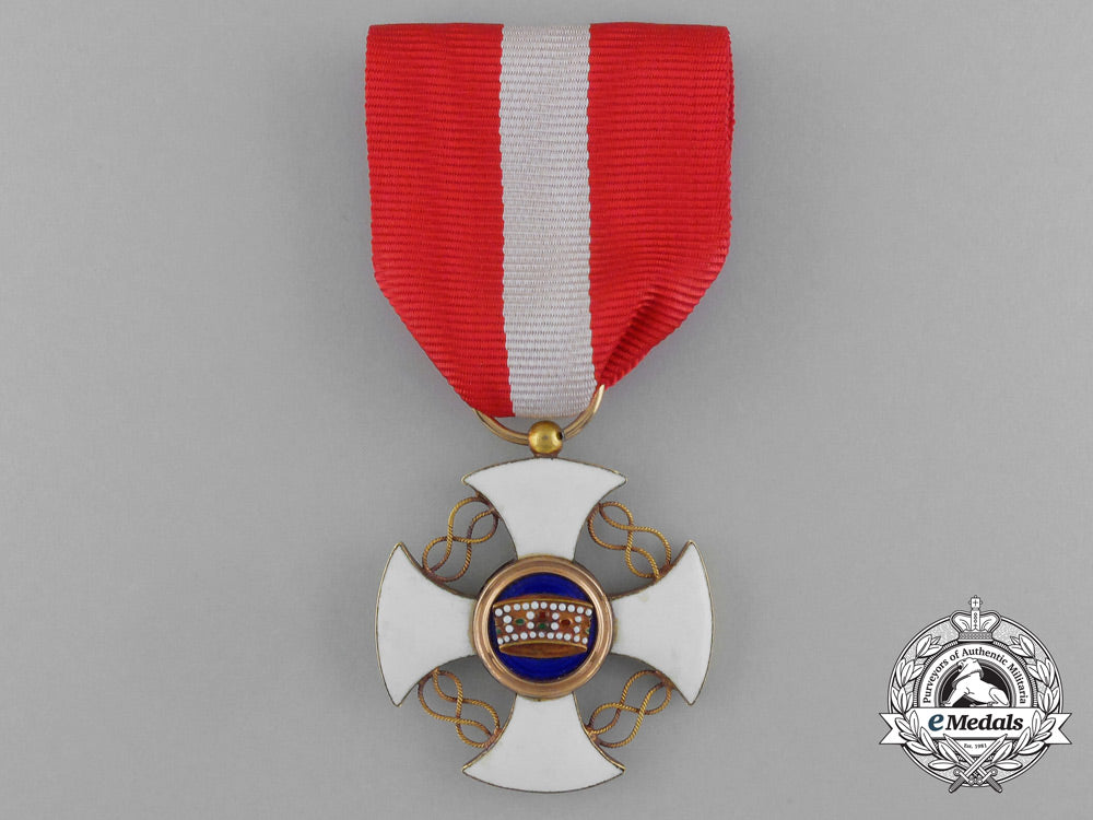 an_italian_order_of_the_crown_in_gold;5_th_class,_knight_e_1912
