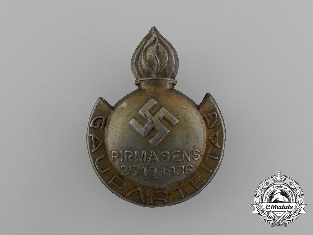 a1936_nsdap_pirmasens_regional_party_day_badge_e_2246