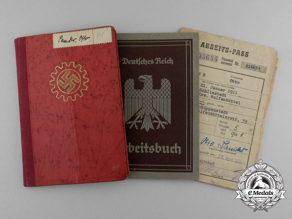 a_lot_of_german_labour_front_books_for_berta_and_otto_sander_e_2462