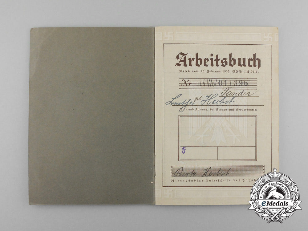 a_lot_of_german_labour_front_books_for_berta_and_otto_sander_e_2464