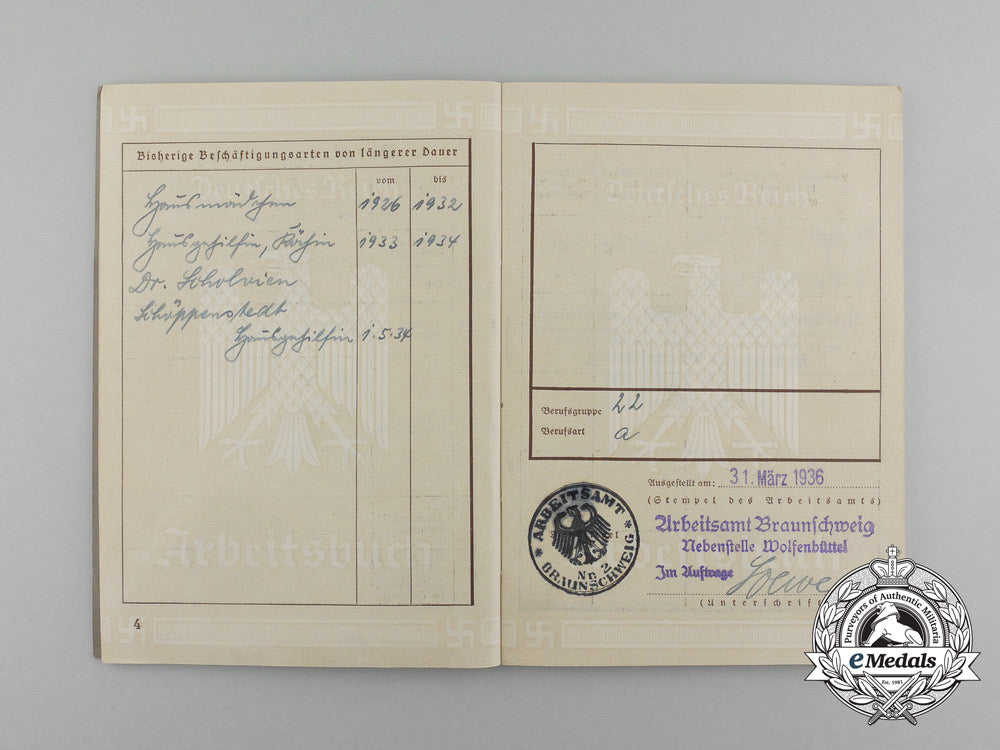 a_lot_of_german_labour_front_books_for_berta_and_otto_sander_e_2466