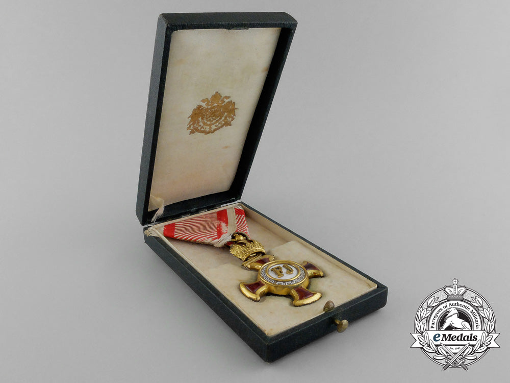 an_austrian_merit_cross1_st_class;(1914-1918)_with_case_by_bergmann_e_2804