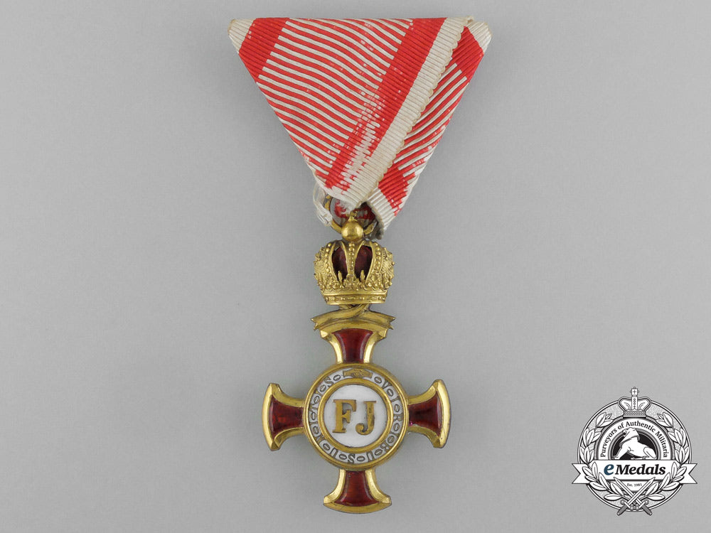 an_austrian_merit_cross1_st_class;(1914-1918)_with_case_by_bergmann_e_2805