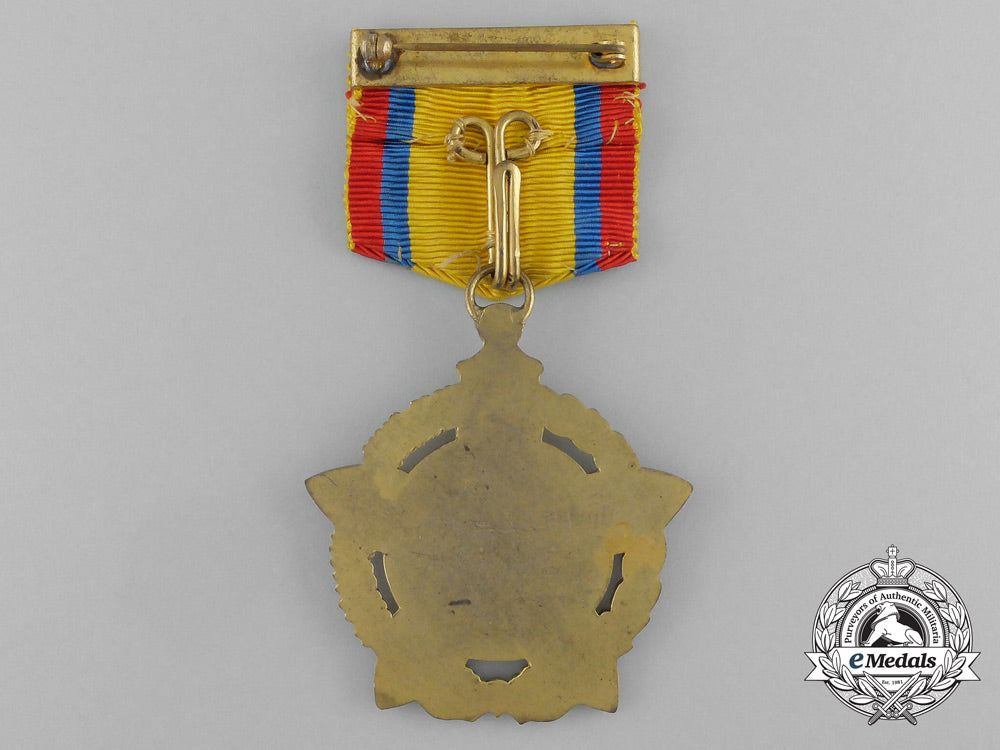 an_order_of_the_international_foundation_of_eloy_alfaro;_knight_e_2867
