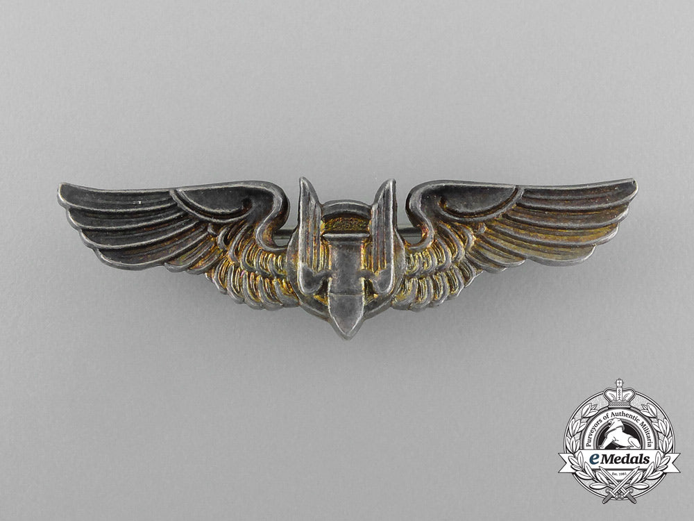 united_states._an_army_air_force_aerial_gunner_badge,_fullsize_and_reduced_size_e_2888