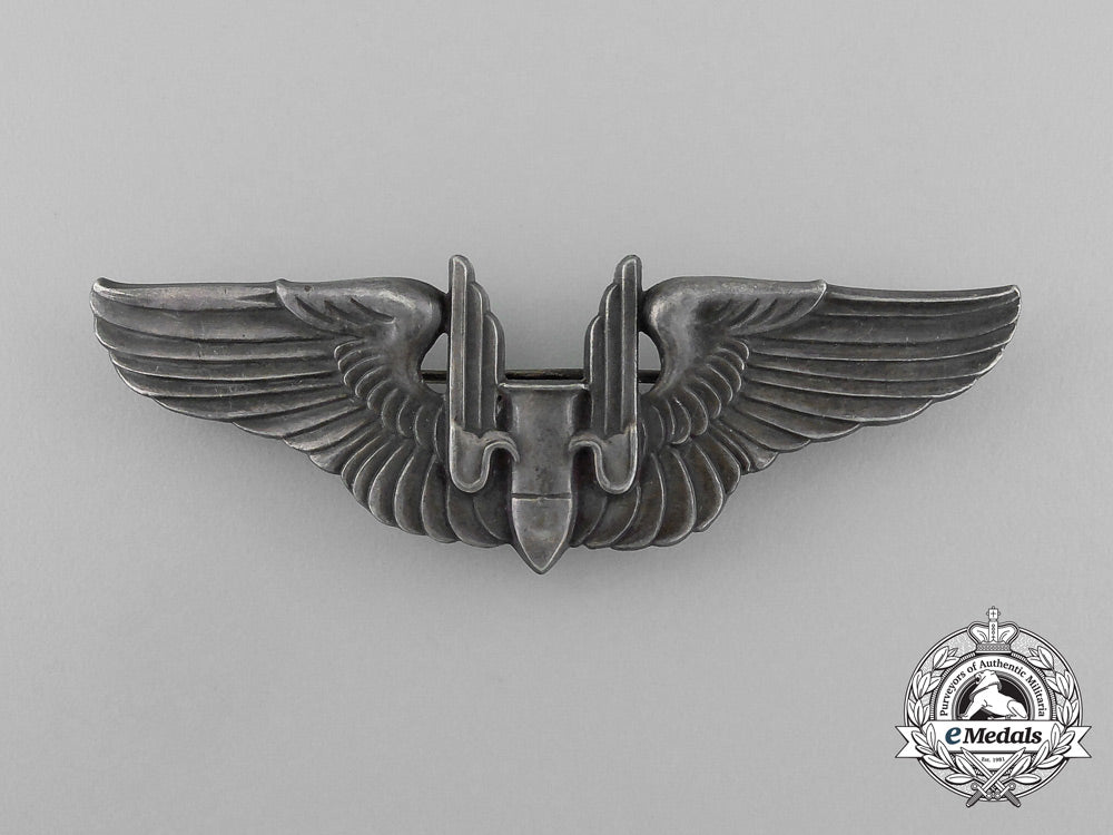 united_states._an_army_air_force_aerial_gunner_badge,_fullsize_and_reduced_size_e_2890