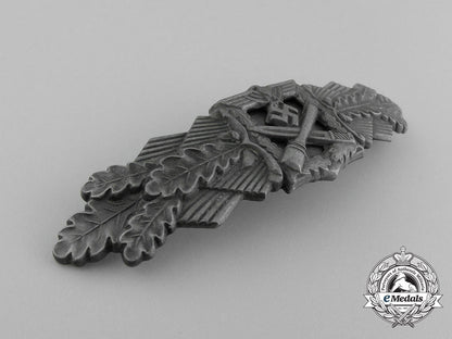 germany,_heer._a_close_combat_clasp,_bronze_grade,_by_friedlich_linden_of_lüdenscheid_e_2930