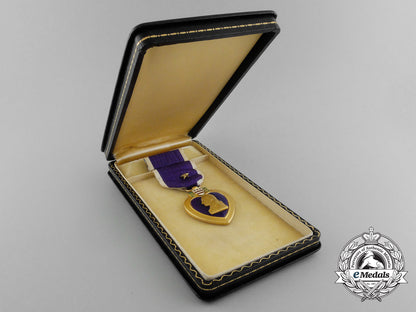 an_american_purple_heart_with_case_e_2991