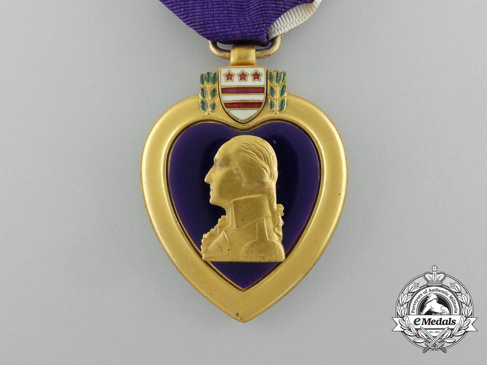 an_american_purple_heart_with_case_e_2993