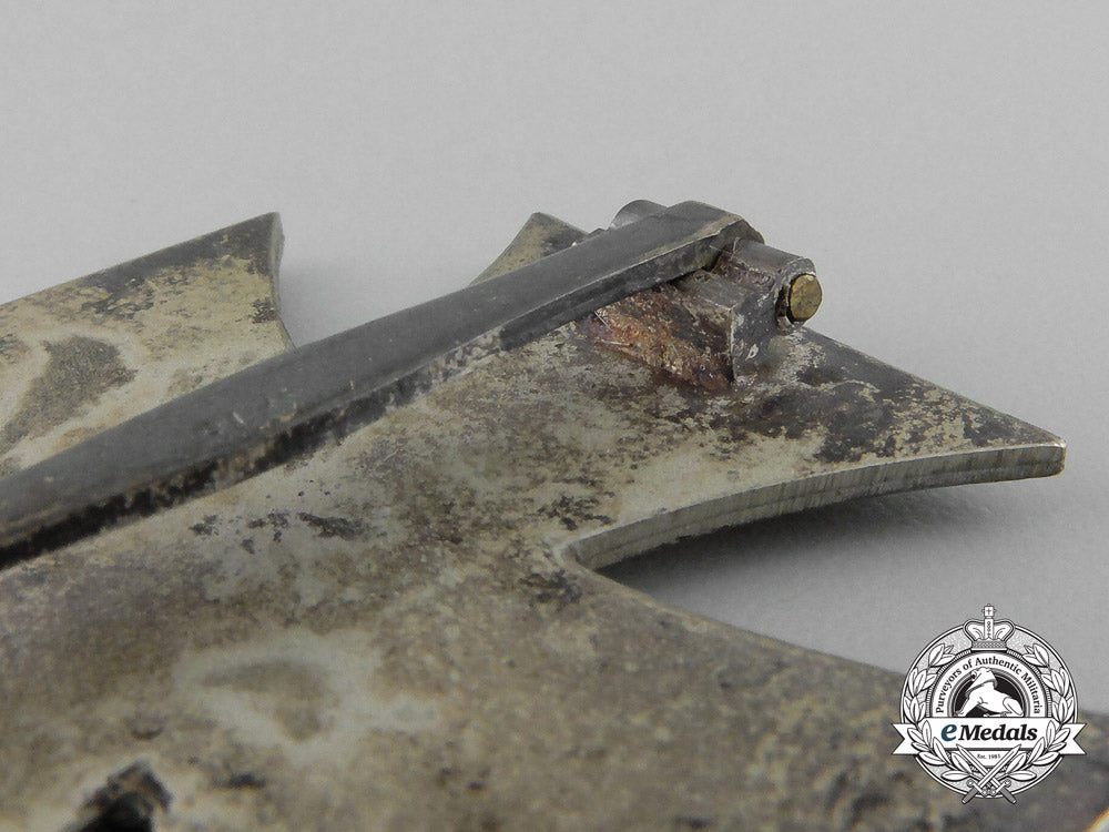 an_iron_cross1939_first_class_by_paul_meybauer_with_its_original_ldo_case_of_issue_e_3075