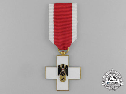 a_mint_drk(_german_red_cross)_decoration3_rd_class_in_its_original_ldo_case_of_issue_e_3184