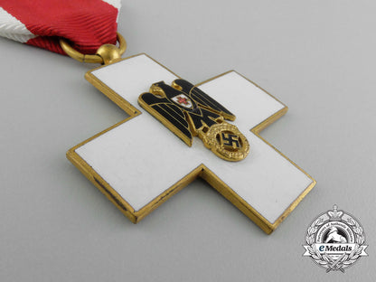 a_mint_drk(_german_red_cross)_decoration3_rd_class_in_its_original_ldo_case_of_issue_e_3187