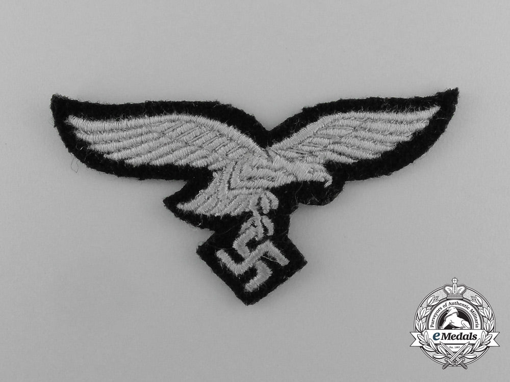 a_mint_and_unissued_em/_nco’s_hermann_göring_tank_division_cap_eagle_e_3202