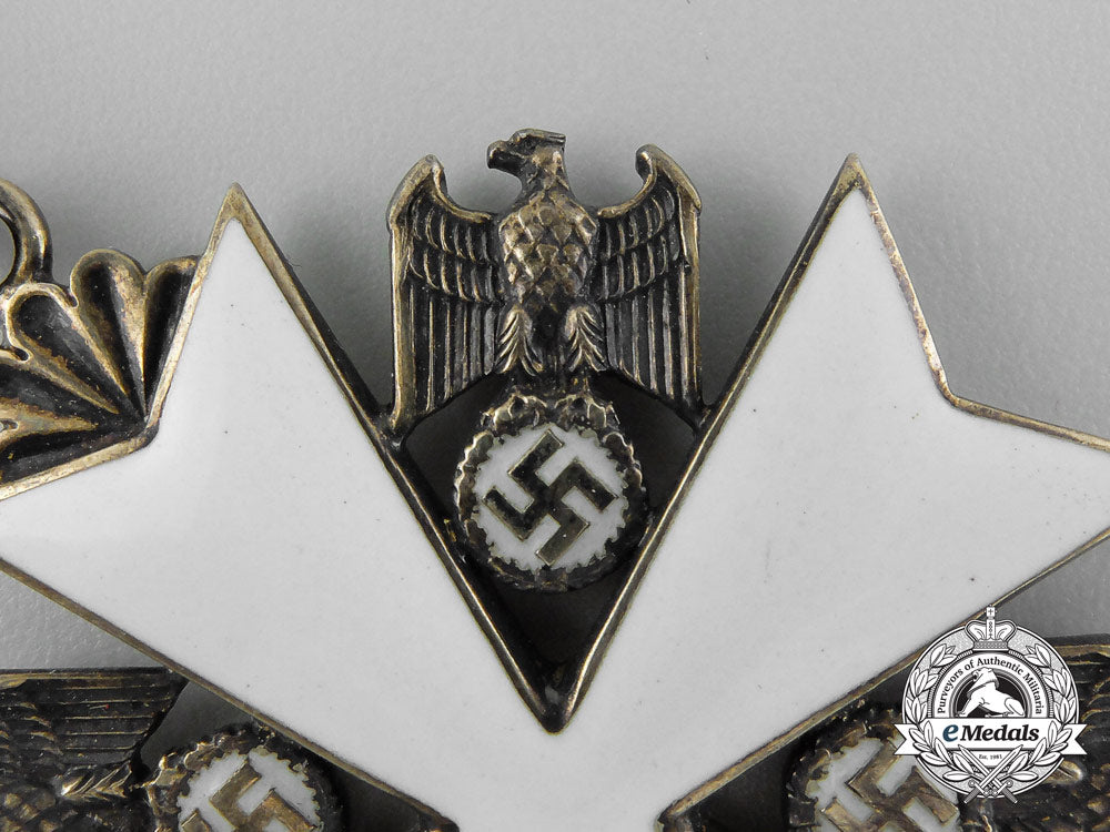 a_german_eagle_order_first_class_by_godet_with_case_e_3274