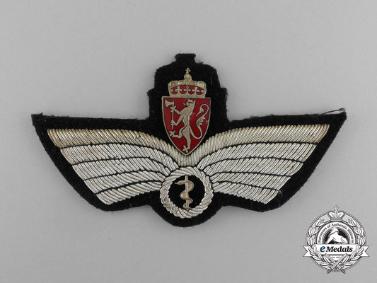 a_royal_norwegian_air_force(_rnoaf)_medical_personnel_badge_e_3322