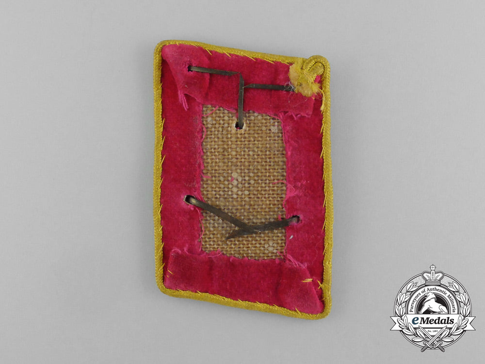 a_scarce_single_nsdap_reichs_level_dienstleiter_collar_tab_e_3450