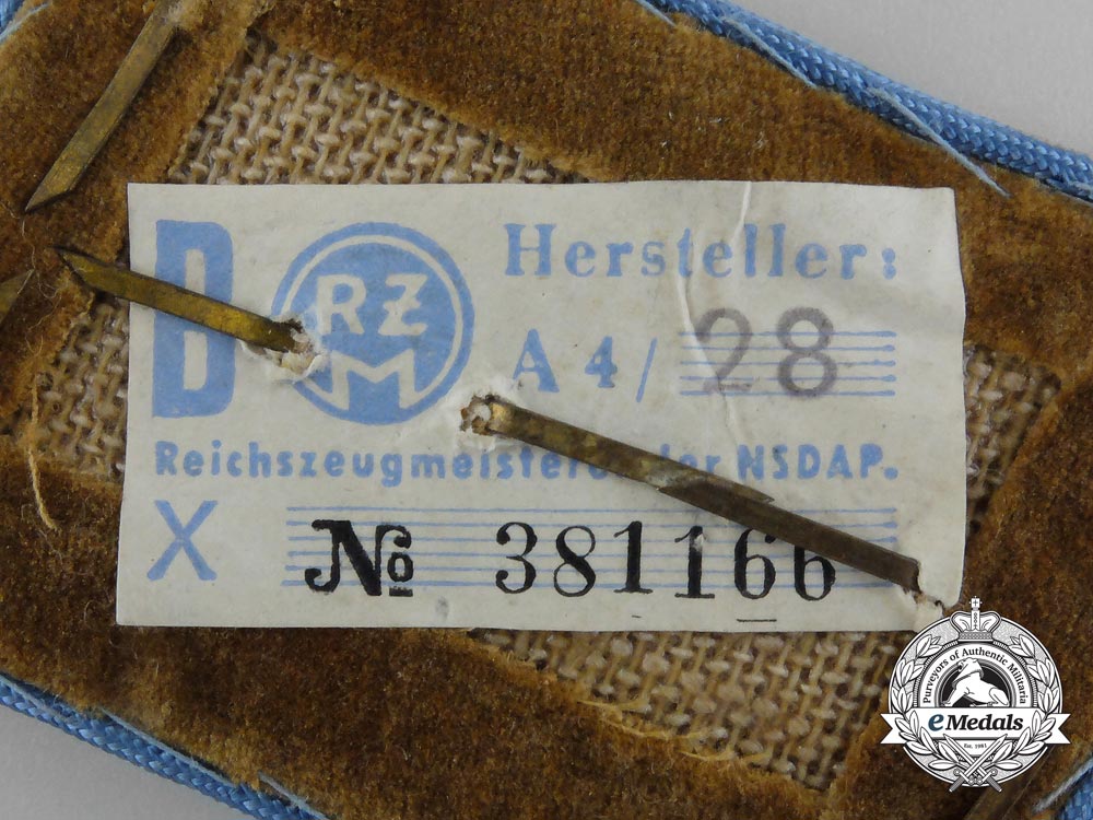 a_scarce_single_nsdap_reichs/_gau/_kreis_level_oberabschnittsleiter_collar_tab;_rzm_tagged_e_3458