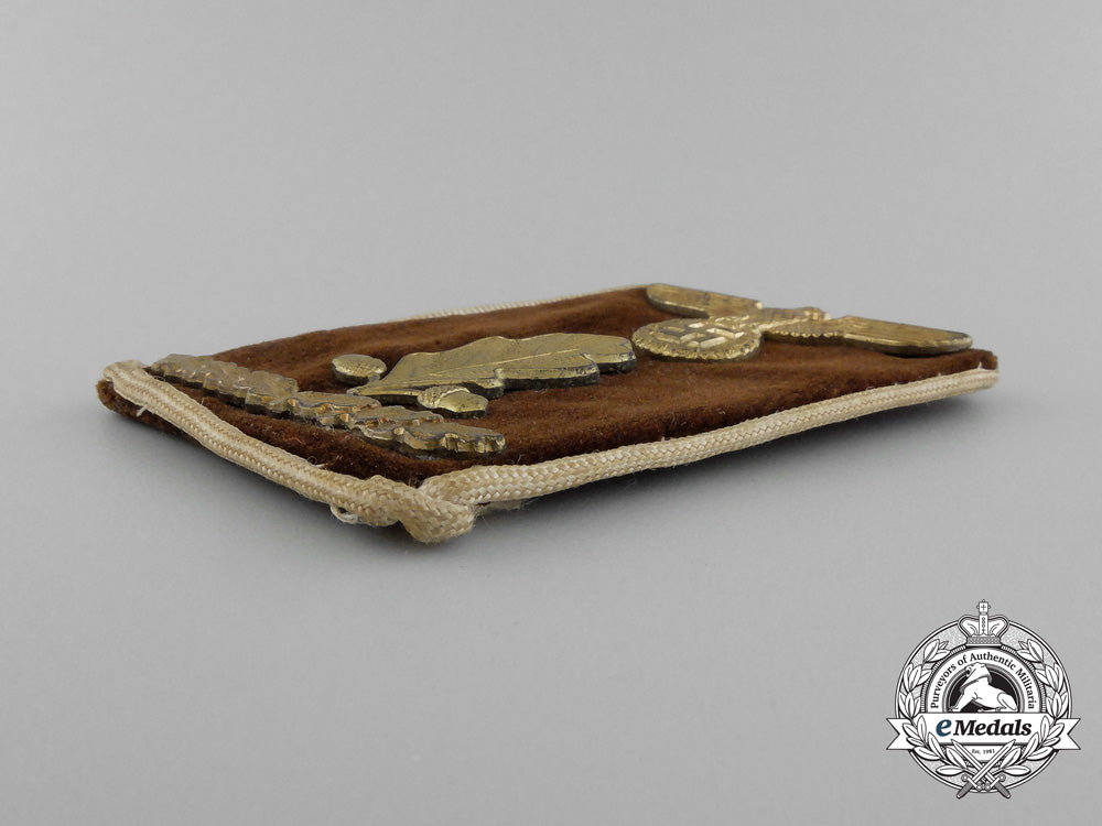 a_scarce_single_nsdap_kreis_level_oberabschnittsleiter_collar_tab_e_3461