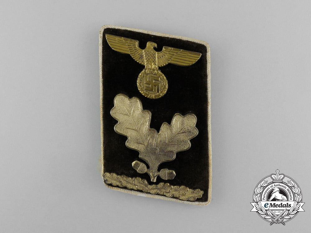 a_scarce_single_nsdap_kreis_level_oberbereichsleither_collar_tab_e_3462
