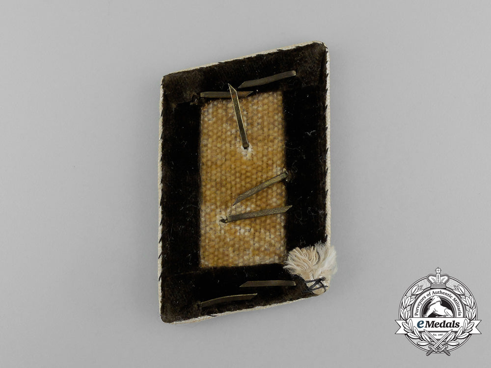 a_scarce_single_nsdap_kreis_level_oberbereichsleither_collar_tab_e_3463