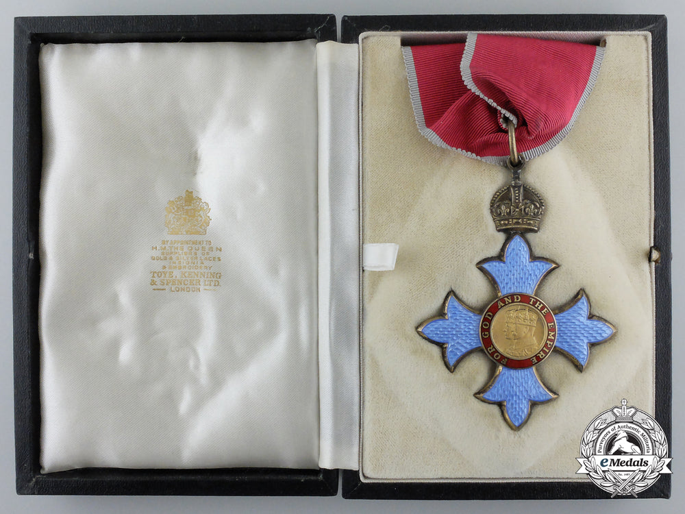 a_qeii_commander_of_the_most_excellent_order_on_the_british_empire(_cbe)_with_case_e_350
